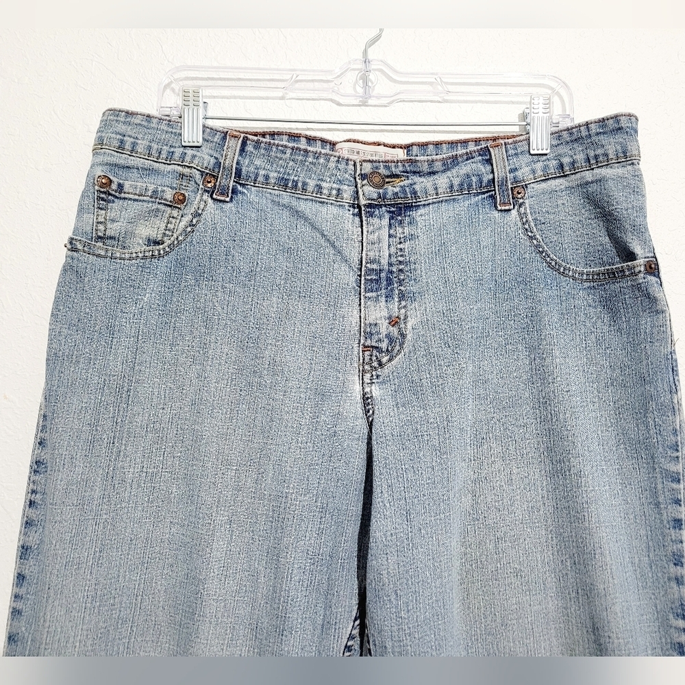 Levi Strauss Signature Mid Rise Straight Leg Jeans Women’s Size 14 Medium Stretc - Picture 4 of 12